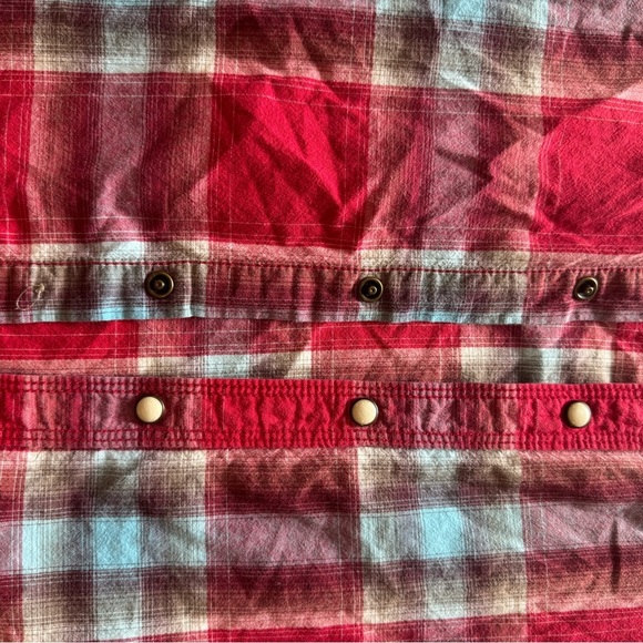 Vintage Aeropostale Red Plaid Button Down Shirt with pearl snaps western - Picture 2 of 9